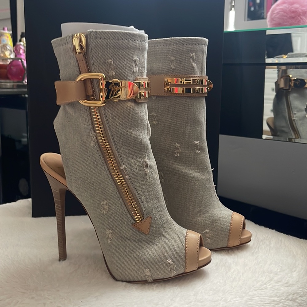 Giuseppe Zanotti acid wash denim peep toe bootie - Picture 3 of 9